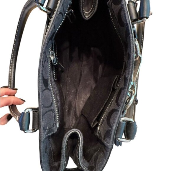 2 Purses—2 COACH Bags Zipper Issues / tear Years 2006 & 2011 NWOT + 4 COACH tags - Picture 7 of 16